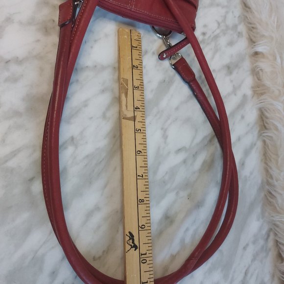Clark Red Leather Two Ways to Carry Leather Shoulder Bag Backpack - Picture 12 of 12